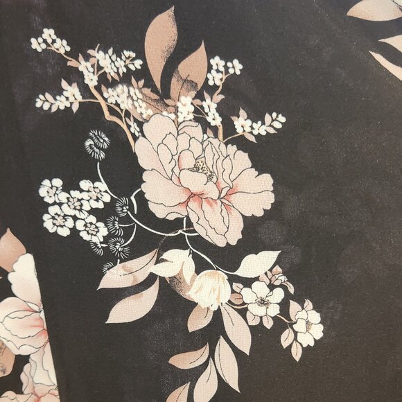 City Chic Floral Fall Dress - Picture 4 of 8